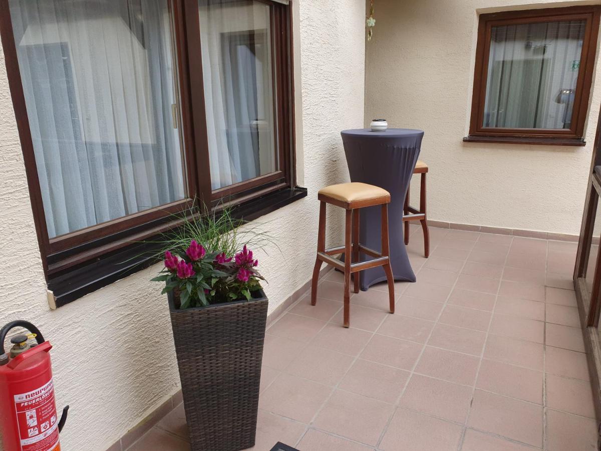Hotel Exquisite Bobenheim am Berg エクステリア 写真