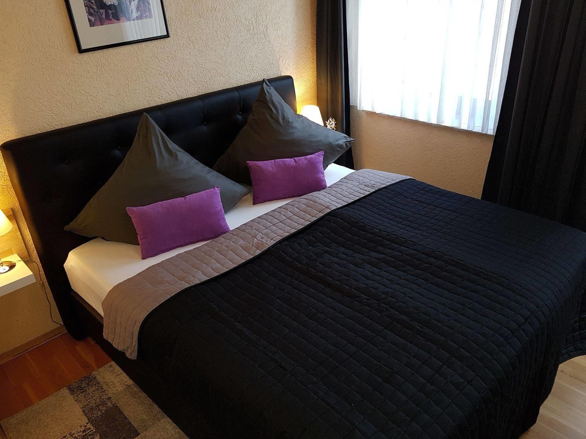 Hotel Exquisite Bobenheim am Berg エクステリア 写真