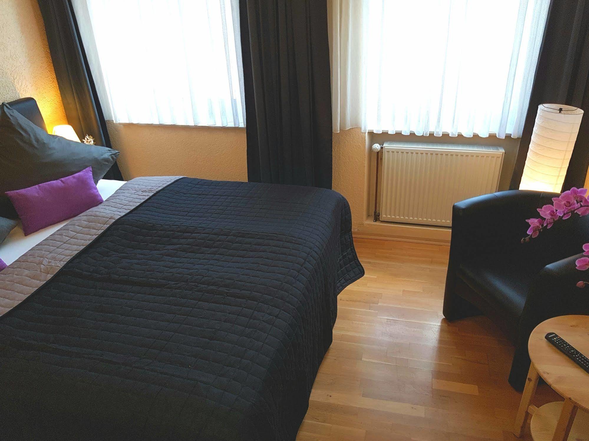 Hotel Exquisite Bobenheim am Berg エクステリア 写真