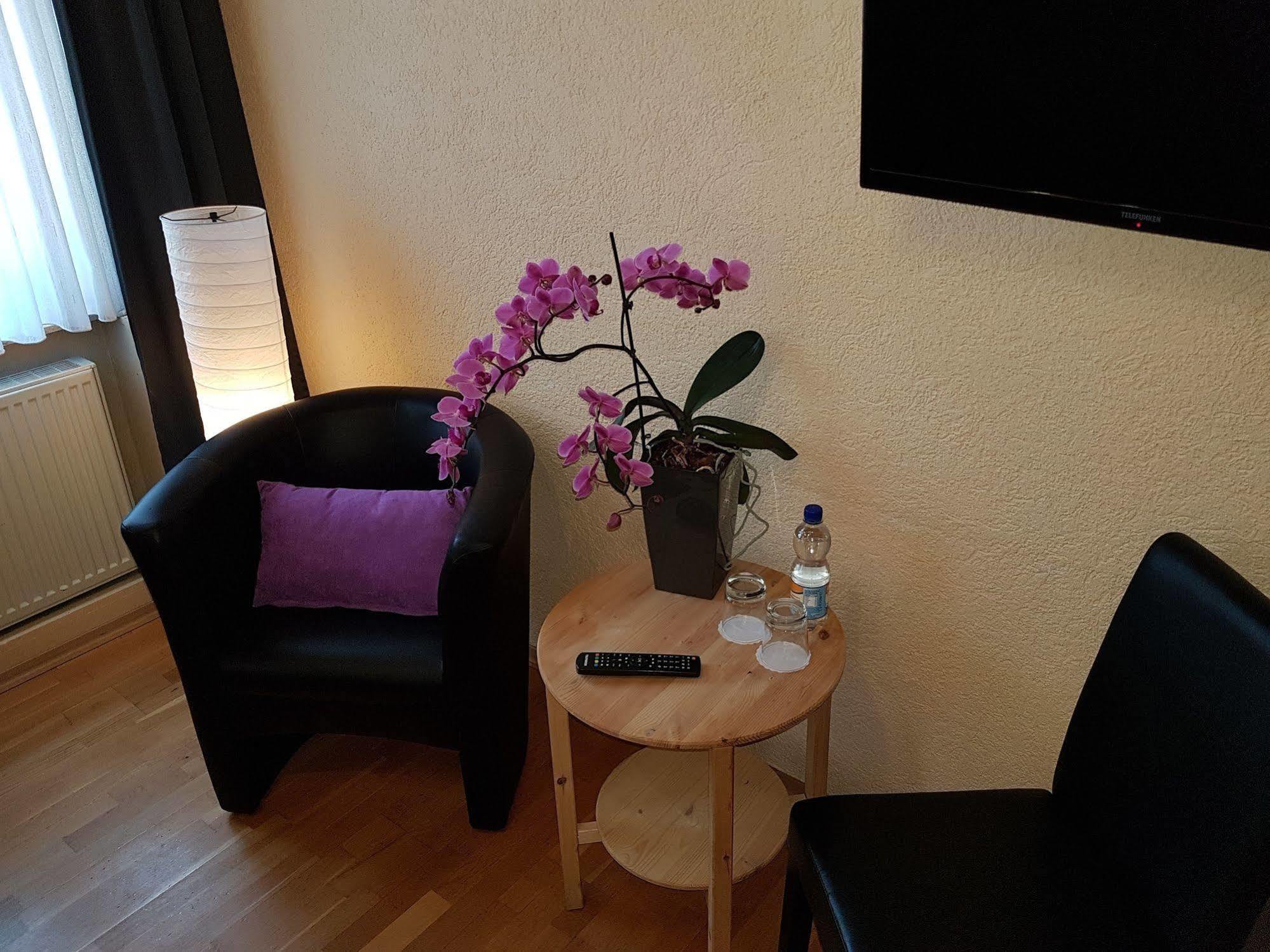 Hotel Exquisite Bobenheim am Berg エクステリア 写真